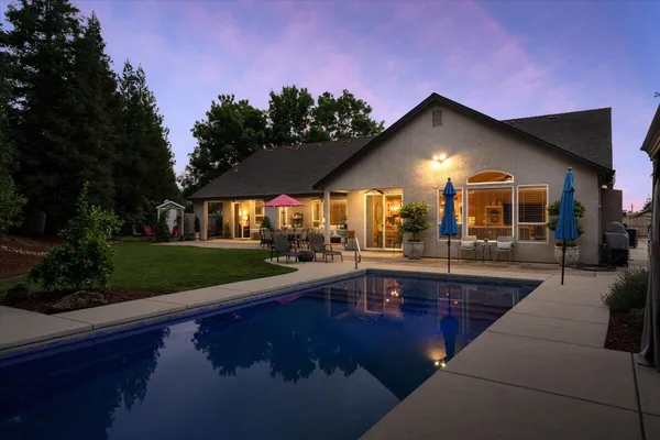 $899,900 | 3647 Laver Court, Redding, CA 96002
