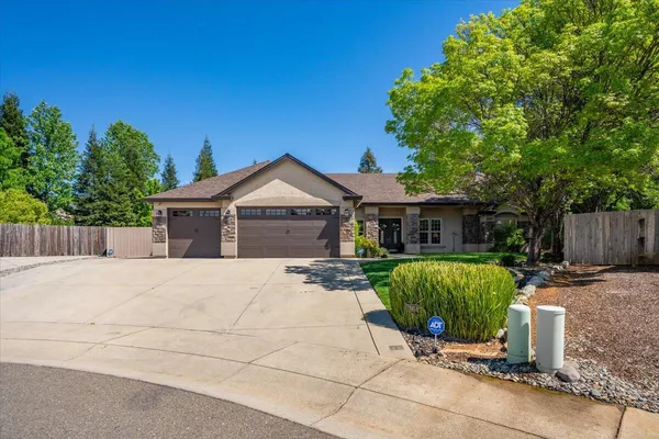 $899,900 | 3647 Laver Court, Redding, CA 96002