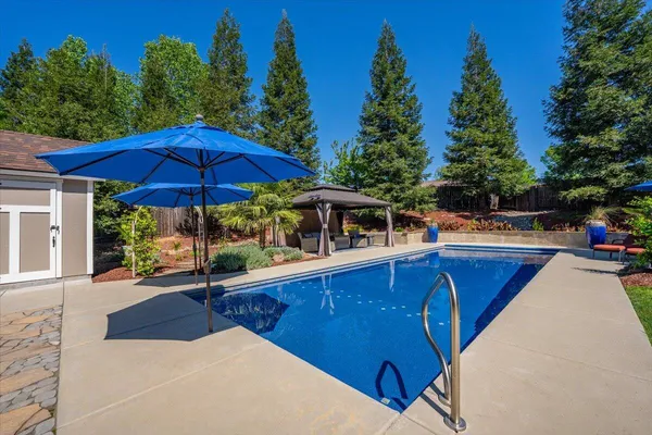 $899,900 | 3647 Laver Court, Redding, CA 96002