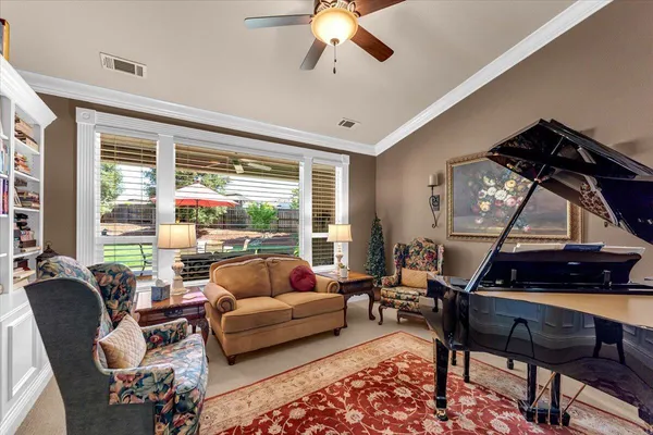 $899,900 | 3647 Laver Court, Redding, CA 96002