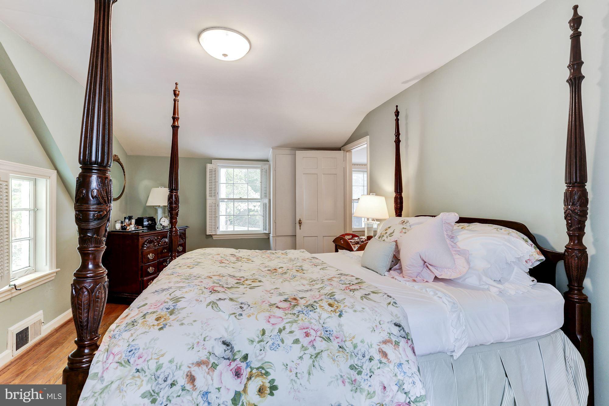 6878 Churchill Road McLean, VA 22101 - Photo 18 of 29 Second Bedroom