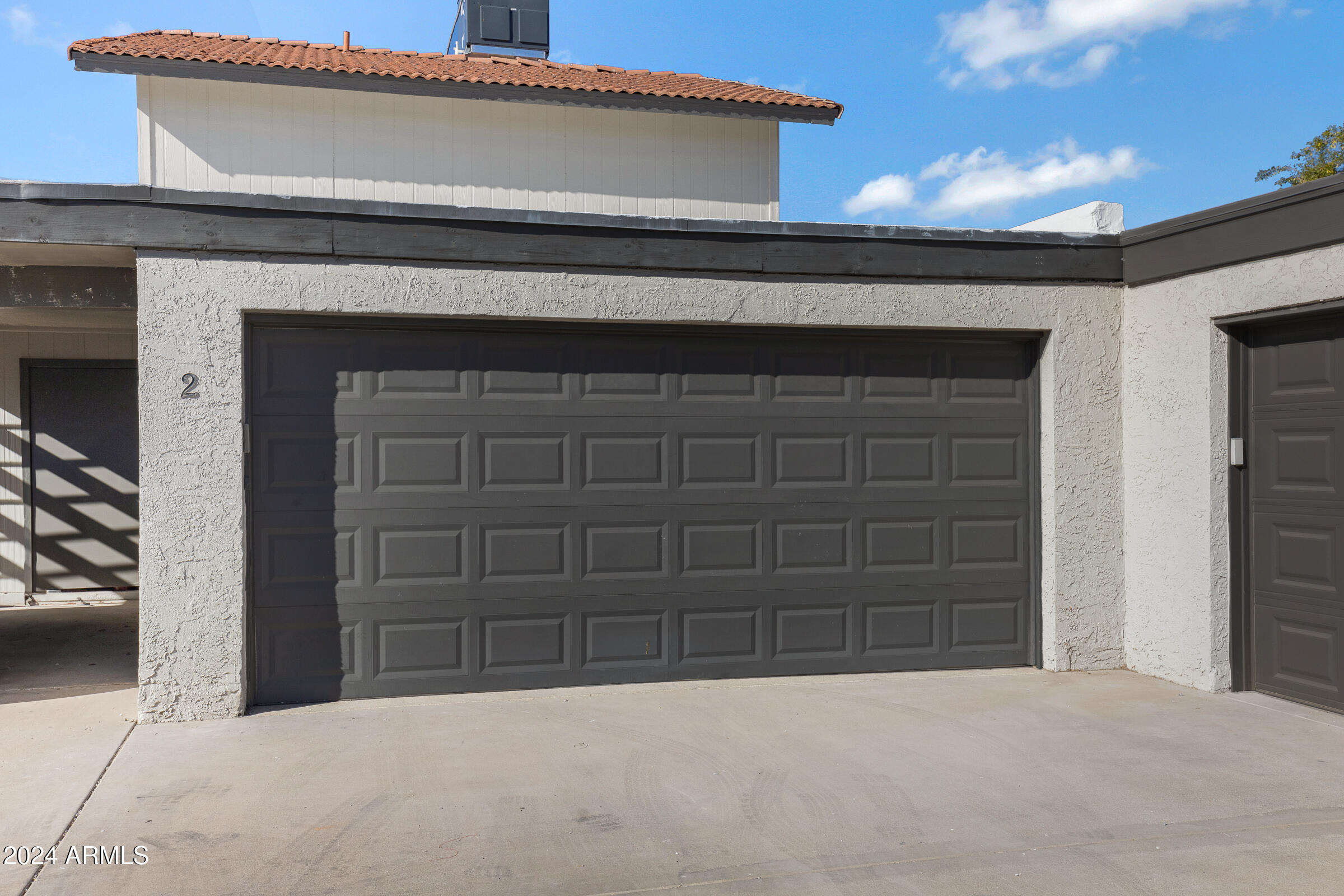 2435 West Greenway Road, Unit 2 Phoenix, AZ 85023 - Photo 1 of 37 2435 W Greenway Rd #2-1