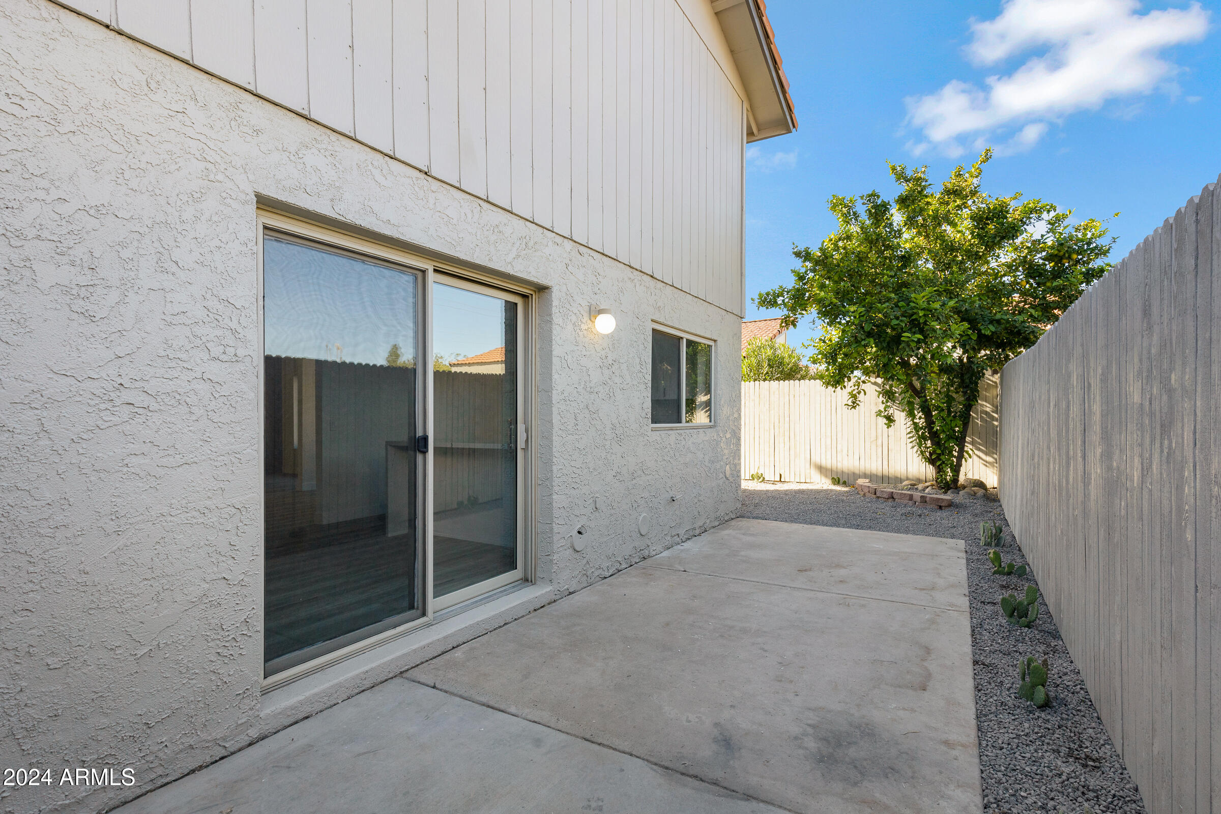 2435 West Greenway Road, Unit 2 Phoenix, AZ 85023 - Photo 30 of 37 2435 W Greenway Rd #2-30
