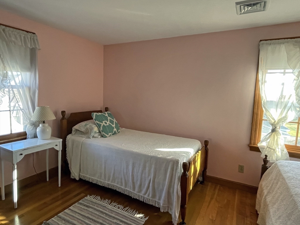 3 Sagamore Road, Unit WINTER Mattapoisett, MA 02739 - Photo 11 of 17