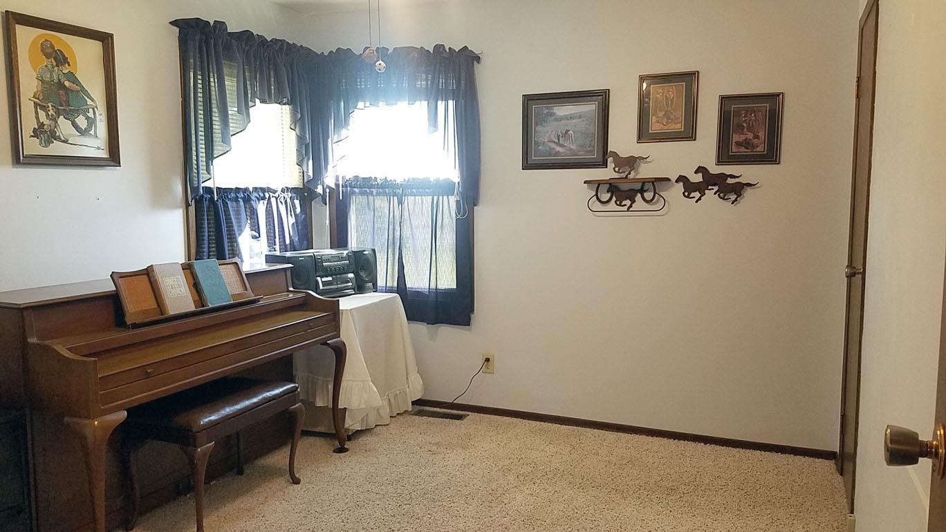 6834 Spring Lake Road Manito, IL 61546 - Photo 22 of 50 Gallery Image 22