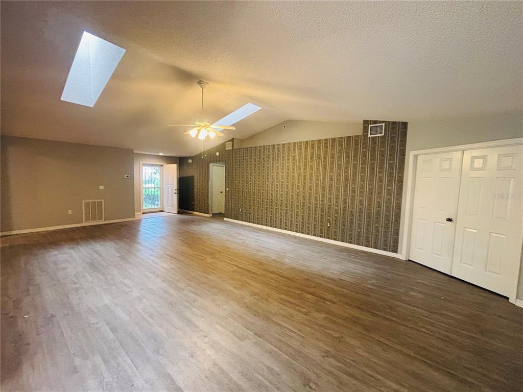 177 North Golf Harbor Path Inverness, FL 34450 - Photo 5 of 27 a view of a hallway with wooden floor