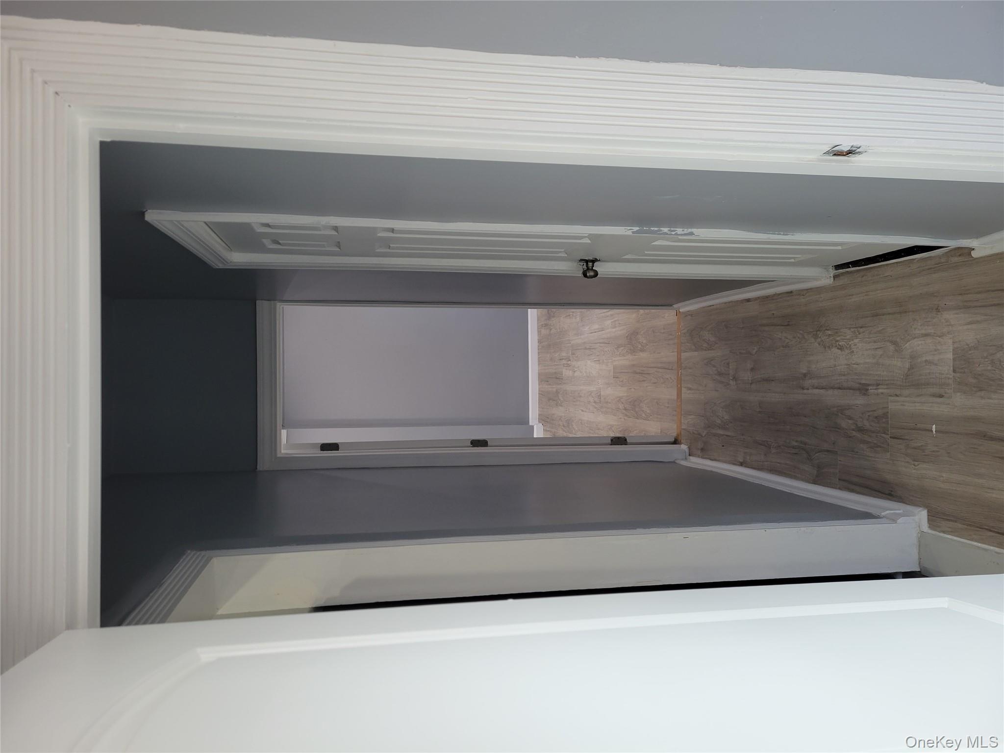 871 Throgs Neck Expressway, Unit 1 Bronx, NY 10465 - Photo 12 of 19 Hallway