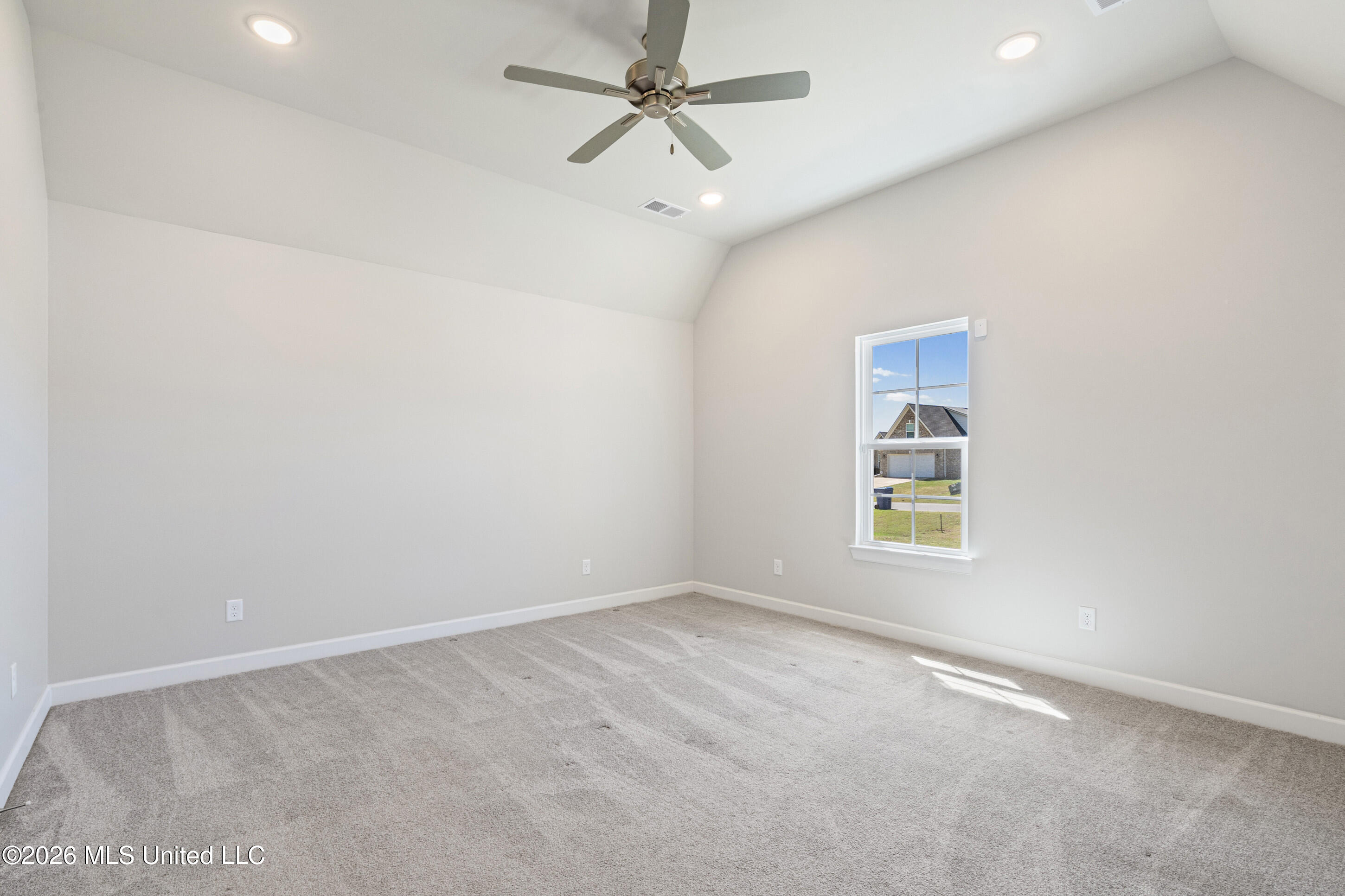 7616 Ridgefield Drive Horn Lake, MS 38637 - Photo 12 of 26 12_11-primary1