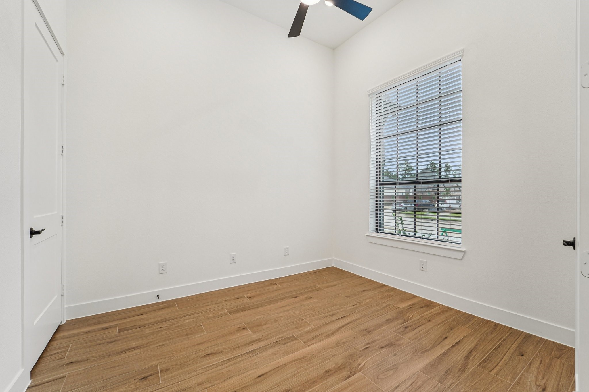 13091 Whitewater Way Conroe, TX 77302 - Photo 20 of 48 Representative Photo