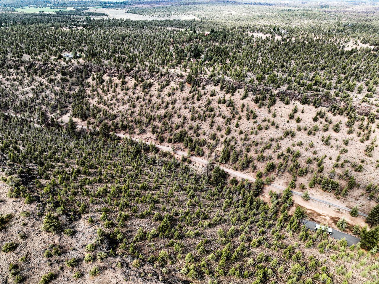 69740 McKenzie Canyon Road Sisters, OR 97759 - Photo 39 of 45 Drone view looking West