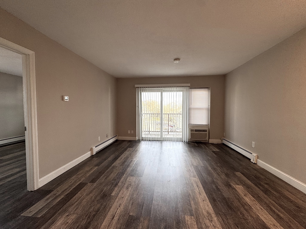 625 Main Street, Unit 24 Reading, MA 01867 - Photo 5 of 8