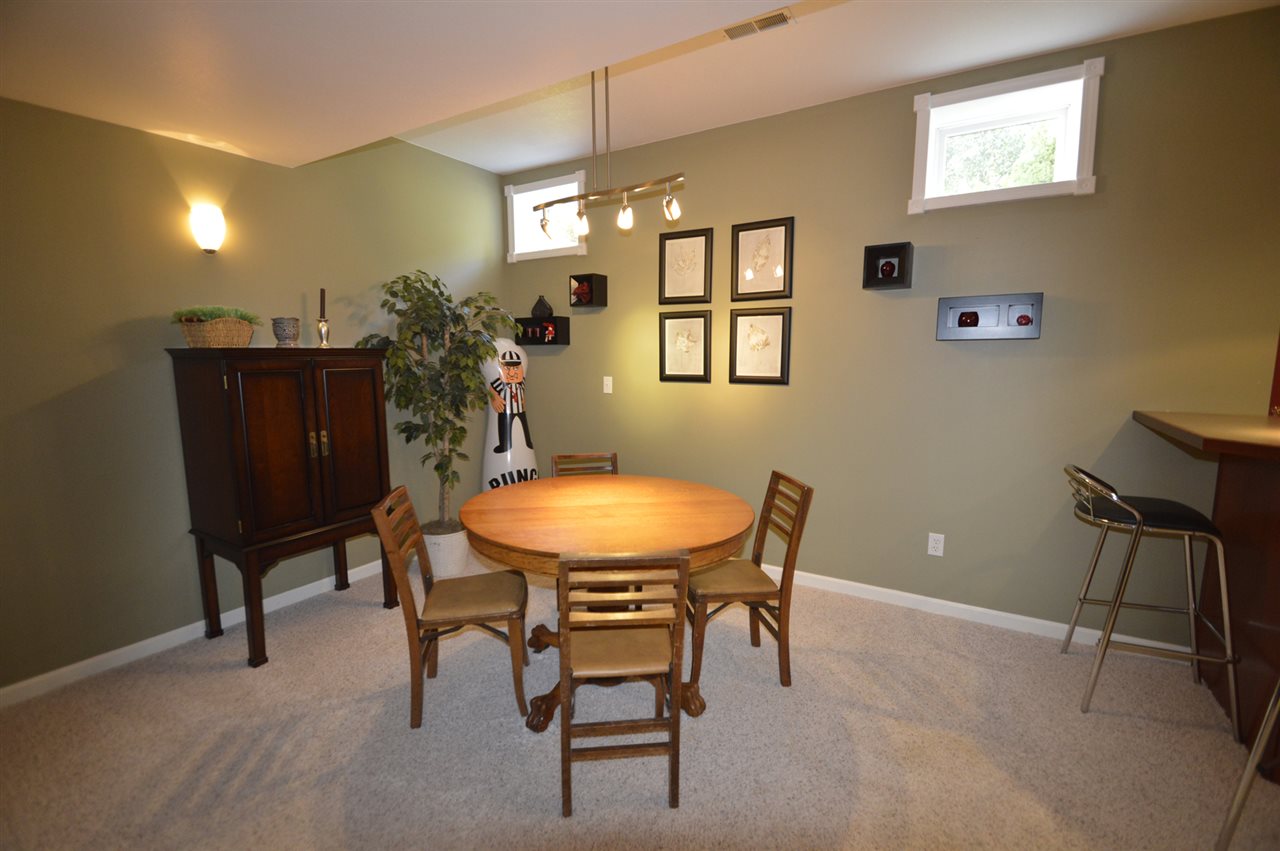 10820 Summer Chase Road Fort Wayne, IN 46818 - Photo 31 of 36 Gallery Image 31