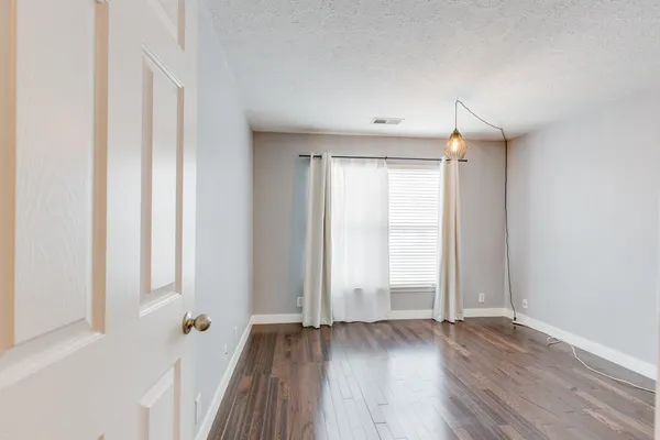 $2,350 | 2402 Nashboro Boulevard, Nashville, TN 37217