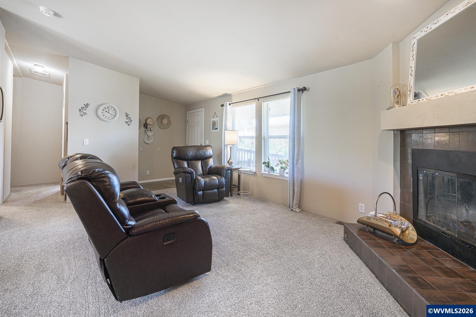 5422 Portland Road Northeast, Unit 130 Salem, OR 97305 - Photo 14 of 36