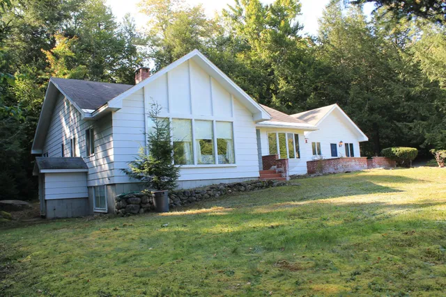 $750,000 | 7 Parker Street, Lincoln, NH 03251
