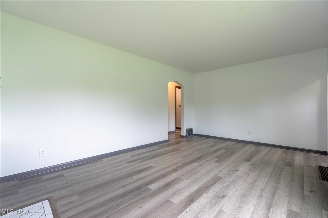 5728 Dailey Road New Franklin, OH 44319 - Photo 11 of 33