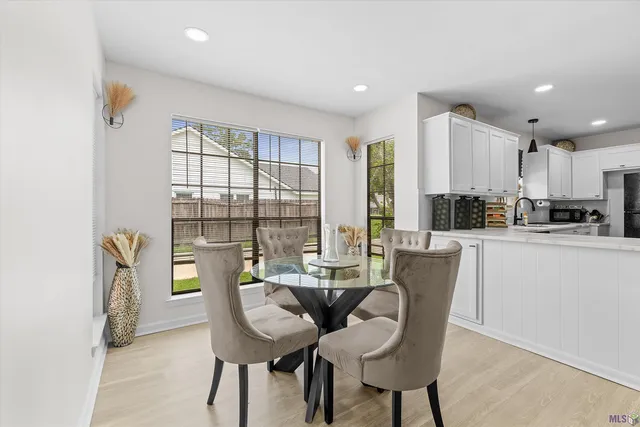 $370,000 | 7127 Burtcliff Drive, Baton Rouge, LA 70818