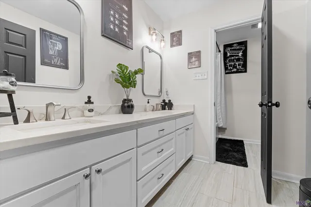 $370,000 | 7127 Burtcliff Drive, Baton Rouge, LA 70818