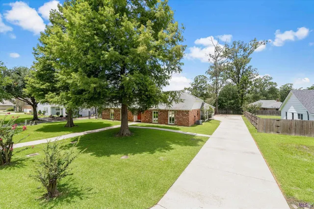 $370,000 | 7127 Burtcliff Drive, Baton Rouge, LA 70818