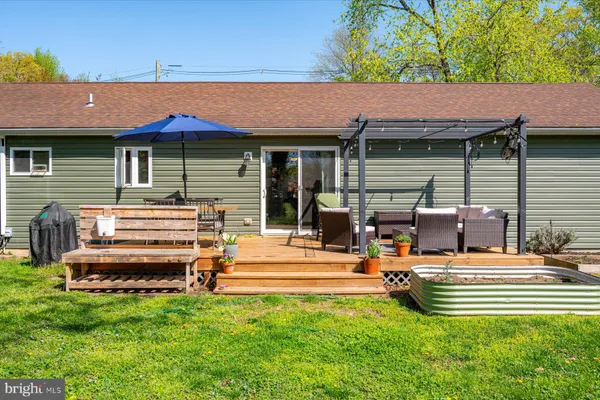 $419,900 | 213 Old Magothy Bridge Road, Pasadena, MD 21122