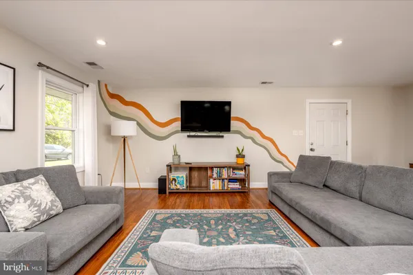 $419,900 | 213 Old Magothy Bridge Road, Pasadena, MD 21122