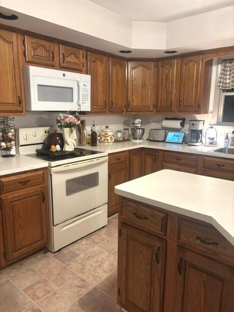 652 River Road Greenville, PA 16125 - Photo 12 of 47