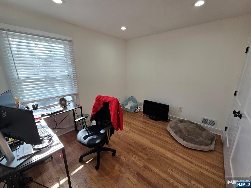 38 Bobbink Terrace East Rutherford, NJ 07073 - Photo 14 of 22