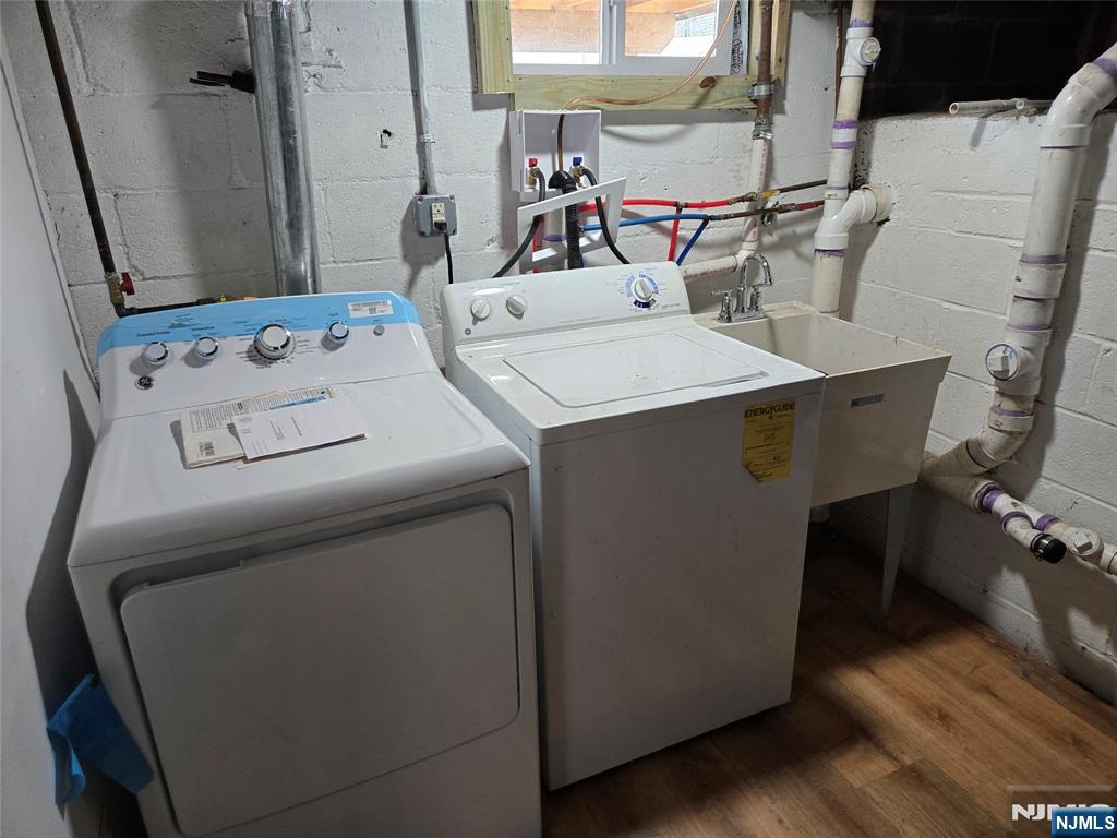 38 Bobbink Terrace East Rutherford, NJ 07073 - Photo 19 of 22