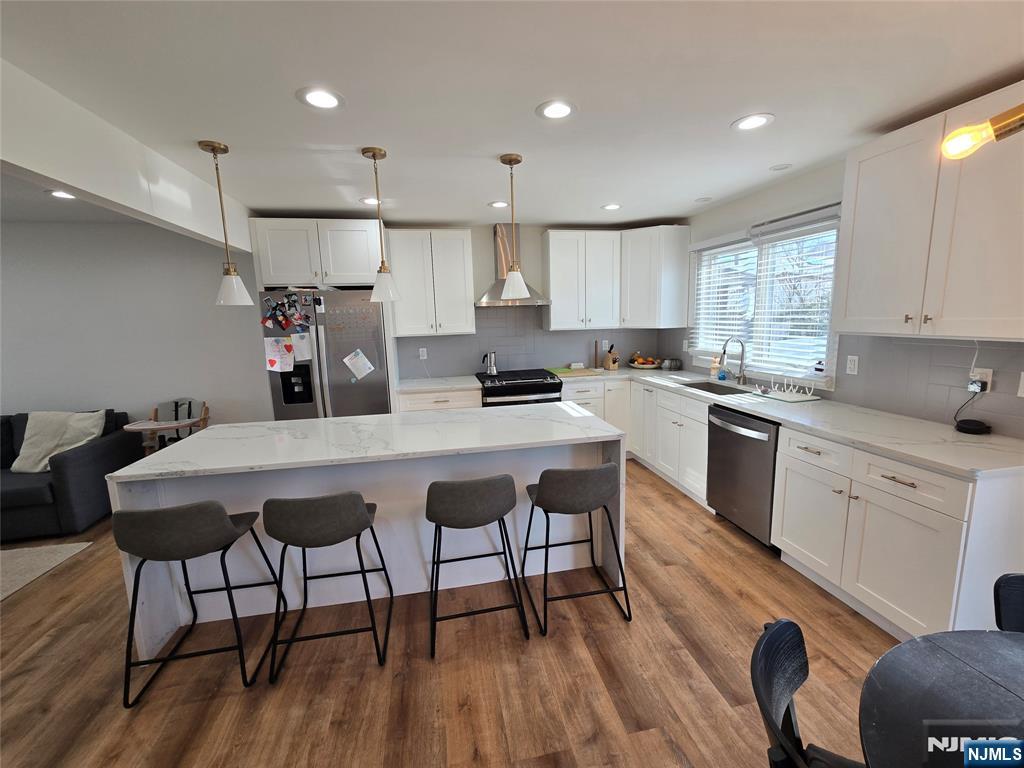 38 Bobbink Terrace East Rutherford, NJ 07073 - Photo 3 of 22