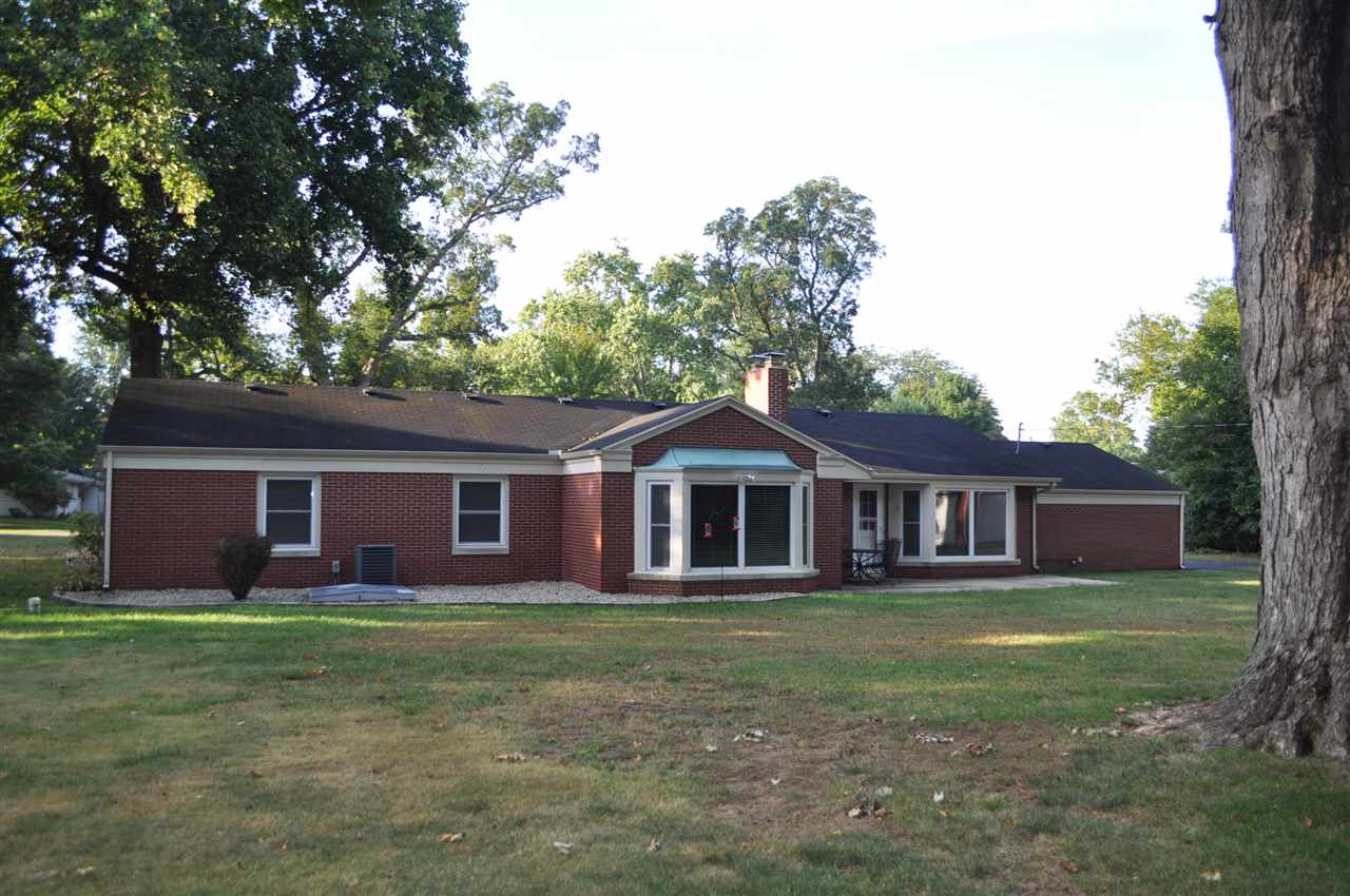 207 Egbert Road Goshen, IN 46526 - Photo 2 of 21 Gallery Image 2