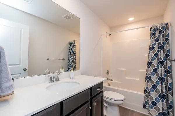 $275,000 | 10 Leander Drive, Greer, SC 29651