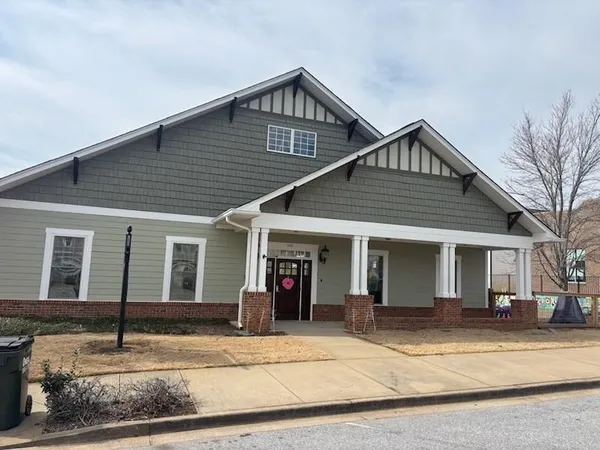 $275,000 | 10 Leander Drive, Greer, SC 29651