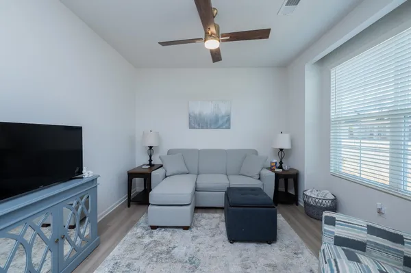 $275,000 | 10 Leander Drive, Greer, SC 29651