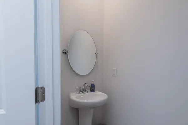 $275,000 | 10 Leander Drive, Greer, SC 29651