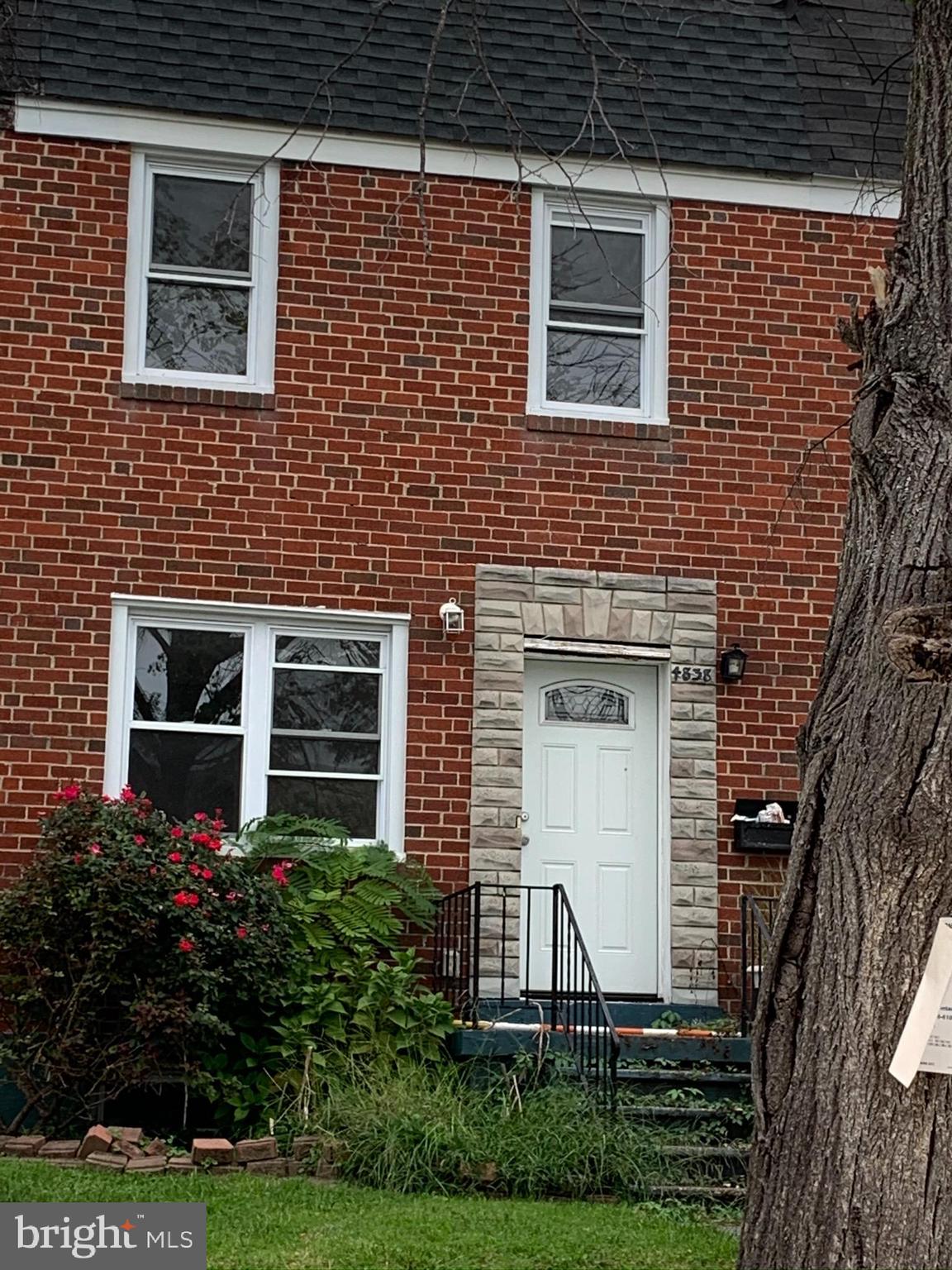 4838 Greencrest Road Baltimore, MD 21206 - Photo 1 of 21 Front