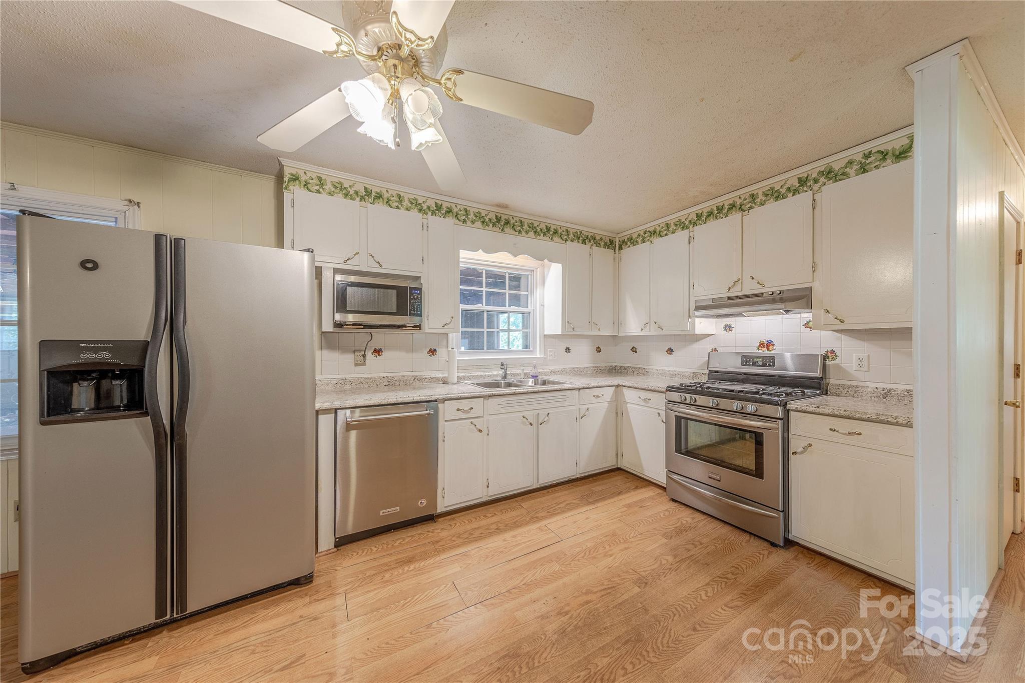 5840 Potter Road Matthews, NC 28104 - Photo 6 of 21 Gallery Image 6