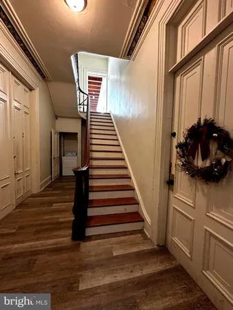 a view of a entryway