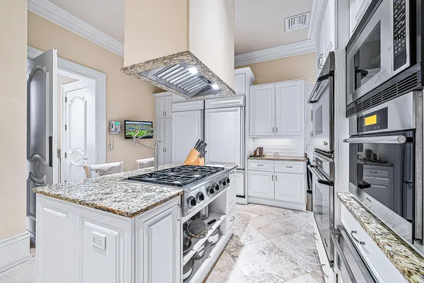 $36,000,000 | 209 Commodore Drive, Jupiter, FL 33477