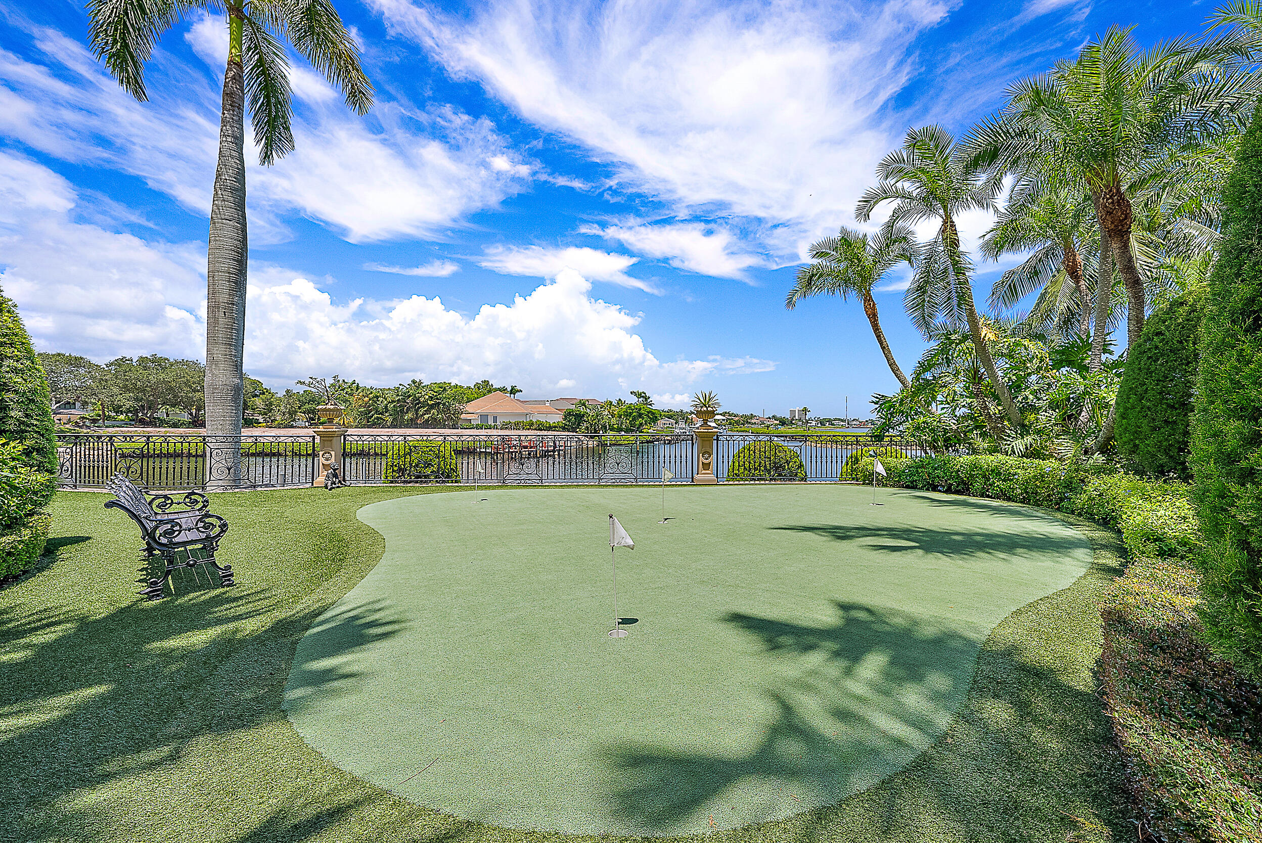 209 Commodore Drive Jupiter, FL 33477 - Photo 42 of 75 Backyard Putting Green