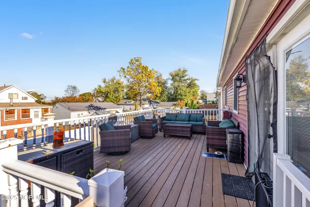 $575,000 | 31 Monmouth Avenue, North Middletown, NJ 07748