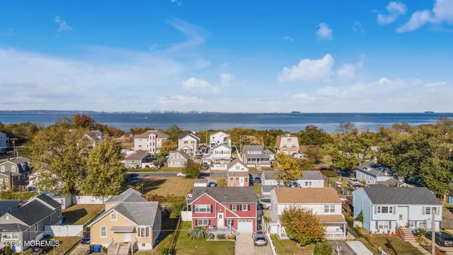 $575,000 | 31 Monmouth Avenue, North Middletown, NJ 07748