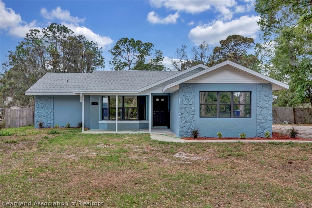 1825 Gardenia Road Sebring, FL 33875 - Photo 32 of 36 Gallery Image 32