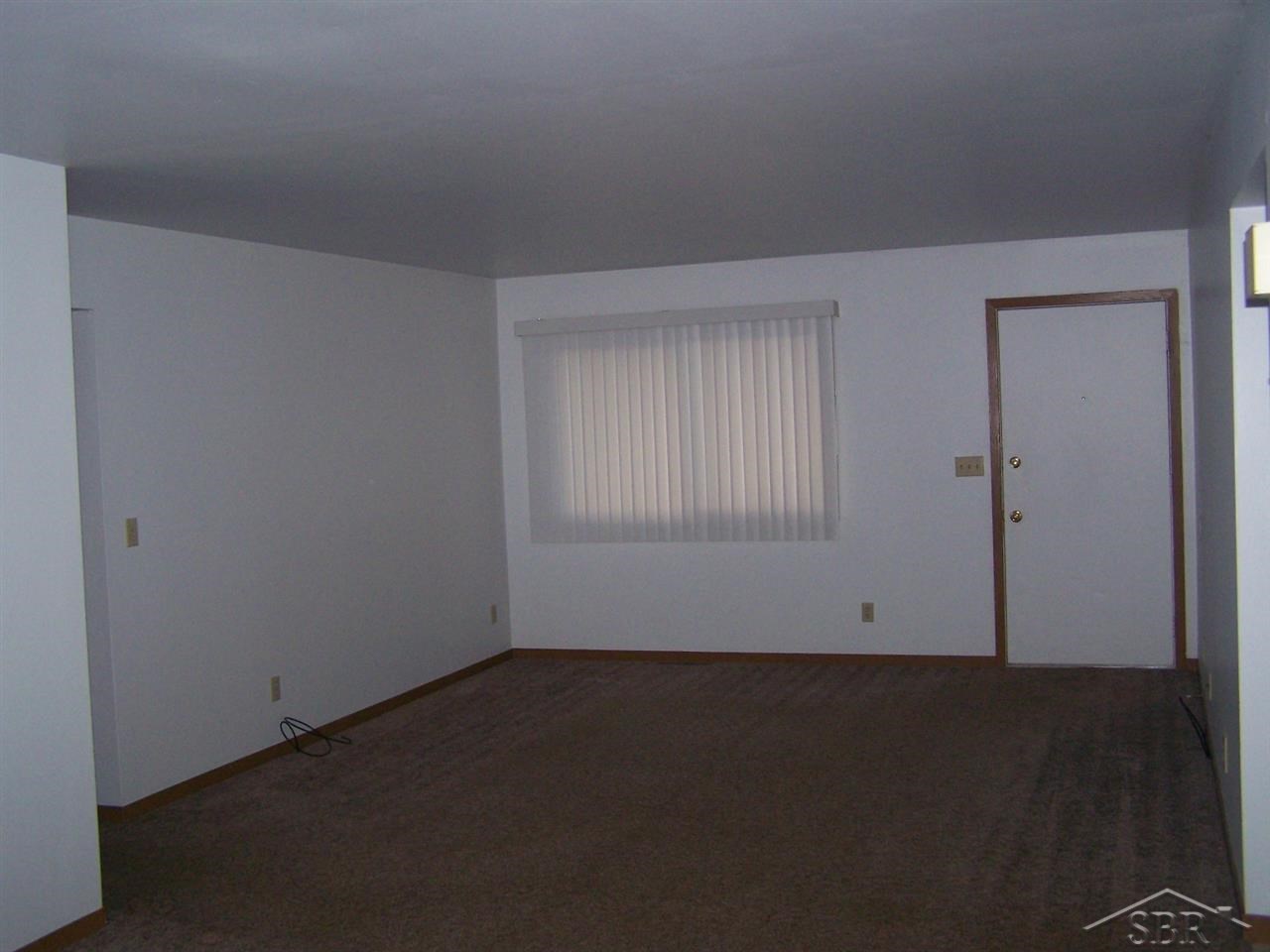 31222446-7.JPG