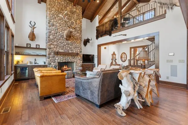 $1,899,000 | 975 Blalock Lakes Drive, Newnan, GA 30263