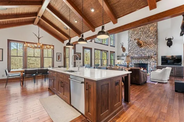 $1,899,000 | 975 Blalock Lakes Drive, Newnan, GA 30263