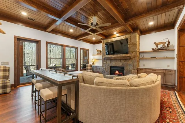 $1,899,000 | 975 Blalock Lakes Drive, Newnan, GA 30263