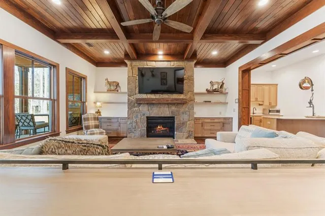 $1,899,000 | 975 Blalock Lakes Drive, Newnan, GA 30263