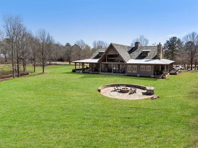 $1,899,000 | 975 Blalock Lakes Drive, Newnan, GA 30263