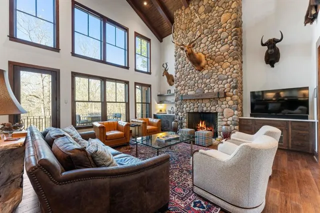 $1,899,000 | 975 Blalock Lakes Drive, Newnan, GA 30263