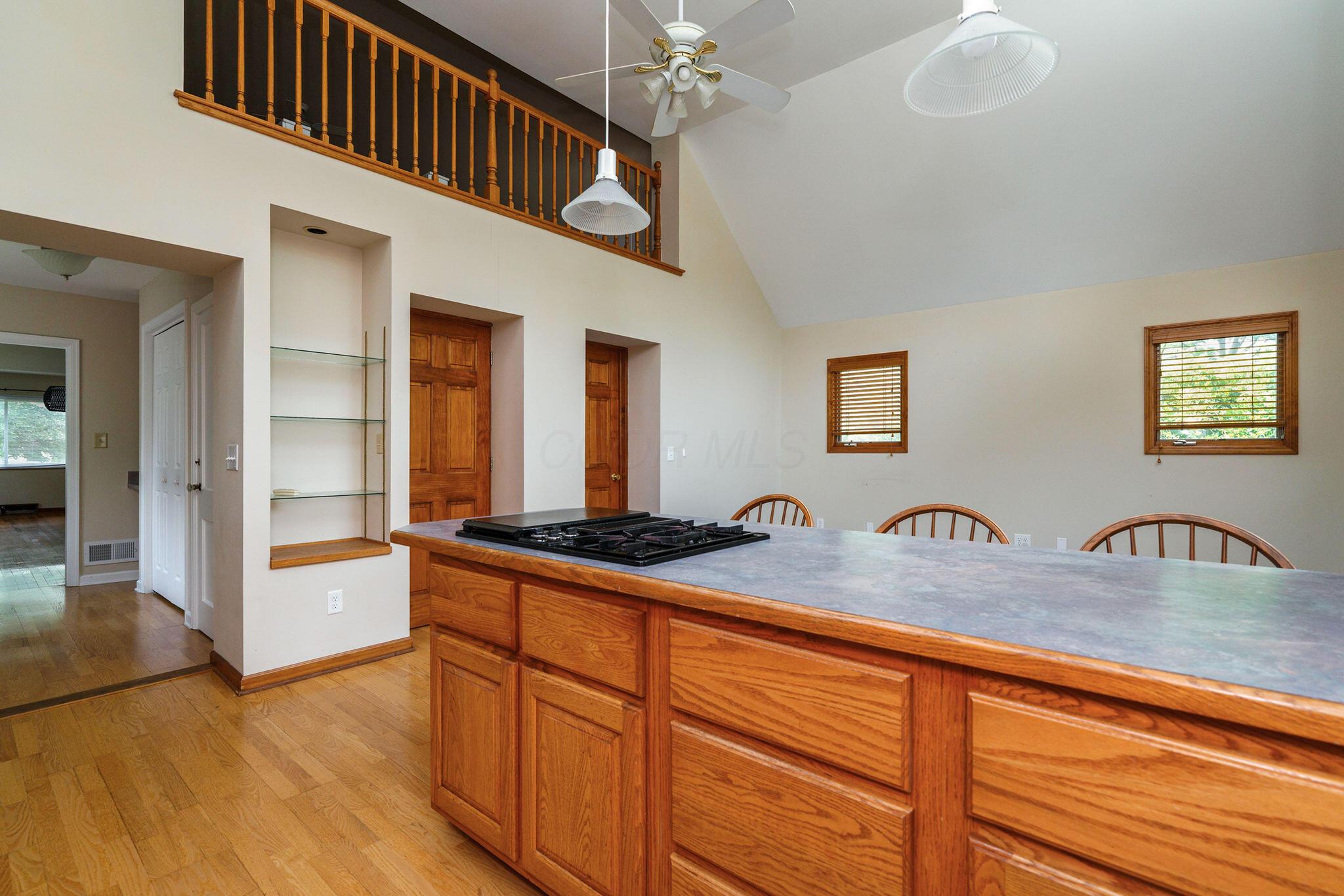 908 Vernon Road Columbus, OH 43209 - Photo 18 of 36 Kitchen